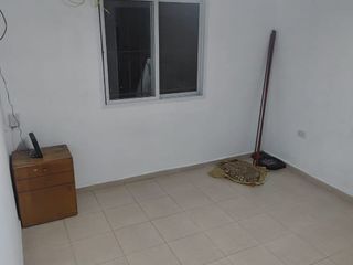 Foto 8 de Casa en alquiler de 2 dormitorios c/ cochera en Trujui