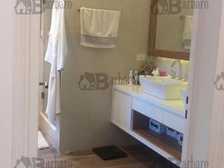 Foto 4 de BARBARO ALQUILA CASA EN  AYRES PLAZA