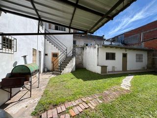 Foto 2 de Departamento 4 ambientes sobre Av Luro - Laferrere - APTO CREDITO