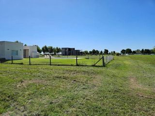 Foto 21 de Terreno en venta - 1000mts2 - Haras del Sur III - La Plata