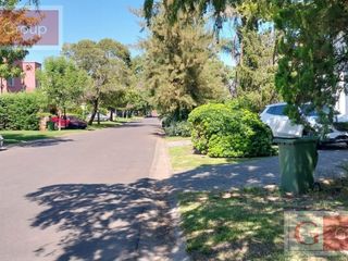 Foto 22 de Casa  c/ pileta en  Santa Maria de Tigre - Retasada