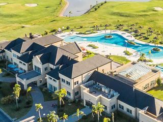 Foto 1 de Terreno en venta - 1000mts2 - Haras del Sur III - La Plata