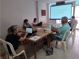 Foto 4 de VENDO CASA PARA INVERSIONISTAS CON COWORKING Y 2 APTOS.