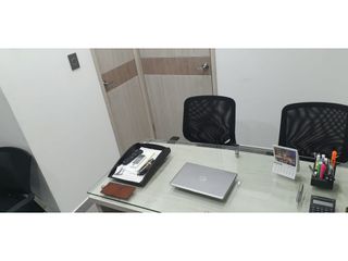 Foto 7 de Venta de oficina en BORACAY