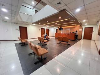 Foto 1 de Vozandes, Consultorio en Renta, 38m2, 1 Ambiente