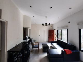 Foto 2 de Casa en venta en Quilmes Oeste Centro