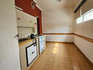 Foto 9 de CASA CÉNTRICA EN VENTA, 2 HAB.
