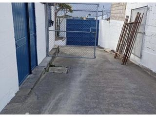 Foto 3 de Carcelén, Galpón en Renta, 360m2, 5 Ambientes