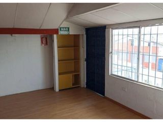 Foto 10 de Carcelén, Galpón en Renta, 360m2, 5 Ambientes