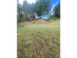 Foto 1 de Venta de Lote en parcelación cerrada en El Retiro, Antioquia