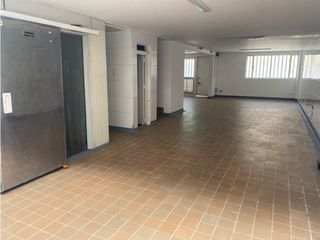 Foto 1 de BODEGA IDEAL PARA ALIMENTOS EN ARRIENDO, SUBA