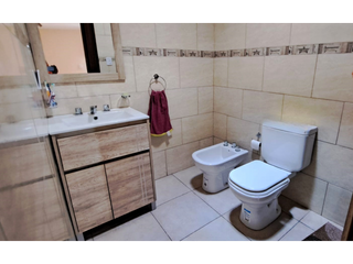 Foto 11 de Venta Casa 3 dormitorios Microcentro. Apta Credito