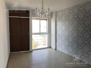 Foto 1 de 2 Dormitorios en Av. General Paz  544 7º Piso - Cordoba