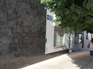 Foto 2 de Casa en venta - 2 Dormitorios 2 Baños - 200Mts2 - Liniers