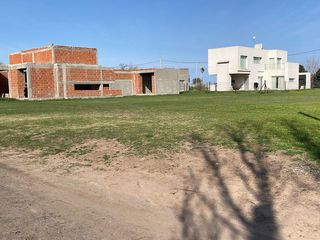 Foto 5 de Venta Terreno en  La Chacra Barrio Privado