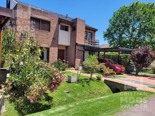 Foto 1 de Casa en venta 6 ambientes - Country Maschwitz Club