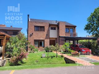 Foto 2 de Casa en venta 6 ambientes - Country Maschwitz Club