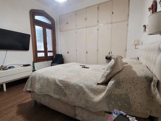 Foto 11 de CASA DE ESTILO EN 3 PLTAS - 260 m2