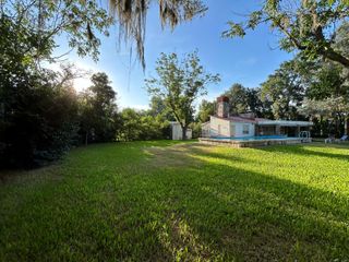 Foto 8 de Venta Casa  Funes garita 14 2 dormitorios piscina jardín parquizado