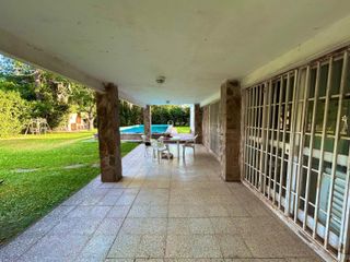 Foto 20 de Venta Casa  Funes garita 14 2 dormitorios piscina jardín parquizado