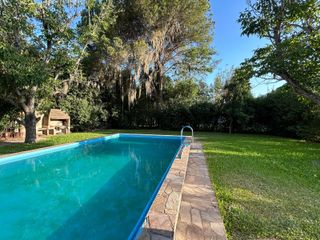 Foto 6 de Venta Casa  Funes garita 14 2 dormitorios piscina jardín parquizado