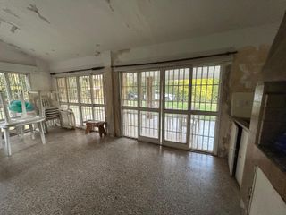 Foto 7 de Venta Casa  Funes garita 14 2 dormitorios piscina jardín parquizado
