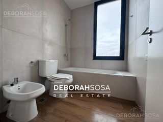 Foto 17 de Casa en Venta 5 ambientes con Pileta a metros del Río en el Barrio El Naudir Zona Norte
