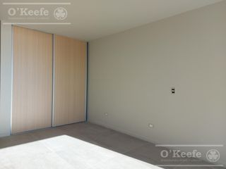 Foto 15 de Departamento en venta de 5 ambientes en Bariloche sobre costa de lago