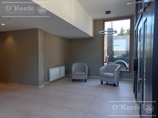 Foto 33 de Departamento en venta de 5 ambientes en Bariloche sobre costa de lago
