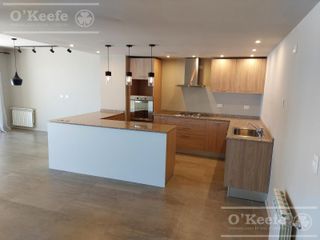 Foto 7 de Departamento en venta de 5 ambientes en Bariloche sobre costa de lago