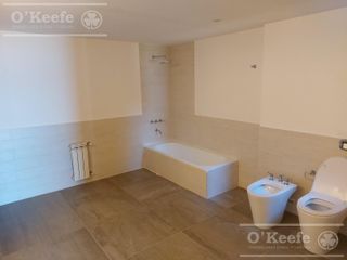 Foto 20 de Departamento en venta de 5 ambientes en Bariloche sobre costa de lago