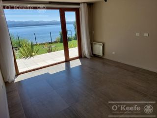 Foto 23 de Departamento en venta de 5 ambientes en Bariloche sobre costa de lago