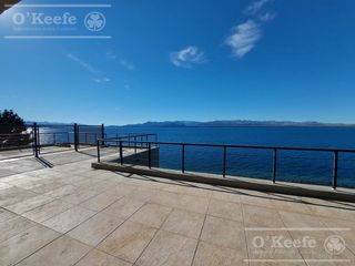 Foto 36 de Departamento en venta de 5 ambientes en Bariloche sobre costa de lago