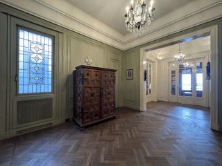 Foto 1 de Venta: Piso de categoría · Estilo Art Déco · Recoleta · 8 ambientes · Terraza · Baulera
