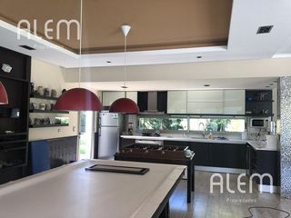 Foto 3 de Casa en venta en St. Thomas Canning | Triple lote