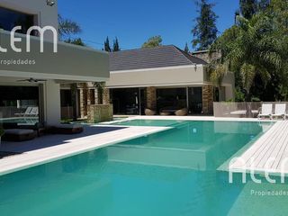 Foto 33 de Casa en venta en St. Thomas Canning | Triple lote