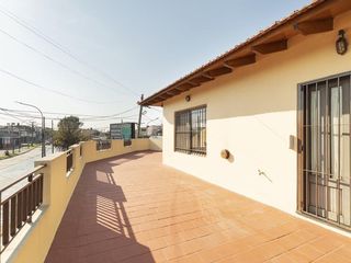 Foto 24 de VENTA LOCAL CON VIVIENDA  314 M2 VALENTIN ALSINA