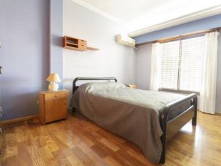 Foto 14 de VENTA LOCAL CON VIVIENDA  314 M2 VALENTIN ALSINA