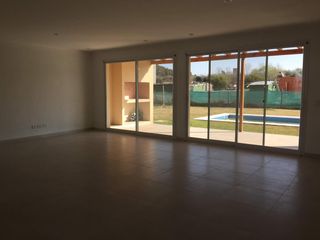 Foto 8 de Casa en venta en barrio cerrado El Canton