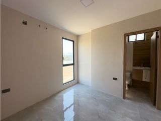 Foto 12 de CASAS INDEPENDIENTES A ESTRENAR CERCA AL PARQUE ALTAGRACIA, MANTA
