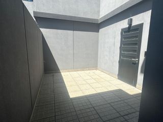 Foto 8 de VENTA PH 3 AMB CON BALCON Y PATIO , DOS HAB , DOS BAÑOS. Superficie tiene 50 m2 cubiertos y 13 m2 descubiertos