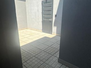Foto 5 de VENTA PH 3 AMB CON BALCON Y PATIO , DOS HAB , DOS BAÑOS. Superficie tiene 50 m2 cubiertos y 13 m2 descubiertos