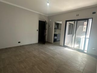 Foto 12 de VENTA PH 3 AMB CON BALCON Y PATIO , DOS HAB , DOS BAÑOS. Superficie tiene 50 m2 cubiertos y 13 m2 descubiertos