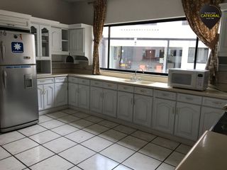 Foto 5 de Casa de arriendo en 10 de Agosto  – código:18817