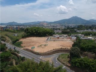 Foto 10 de Lote urbano medianero en venta en Jardines de Condina