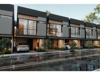 Foto 3 de Lote urbano medianero en venta en Jardines de Condina