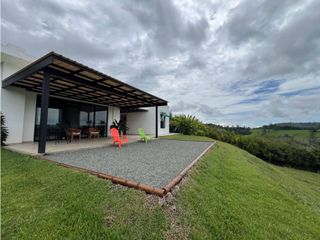 Foto 7 de Se Vende hermosa finca en el Lago Calima