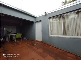 Foto 2 de VENDO CASA EN ITAEMBE MINI AV 131 Y 178