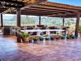 Foto 14 de Casa en venta Cumbayá 240 m2 dentro de Urbanización Privada.