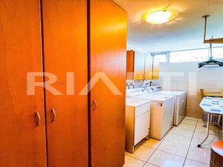 Foto 12 de Casa en venta Cumbayá 240 m2 dentro de Urbanización Privada.